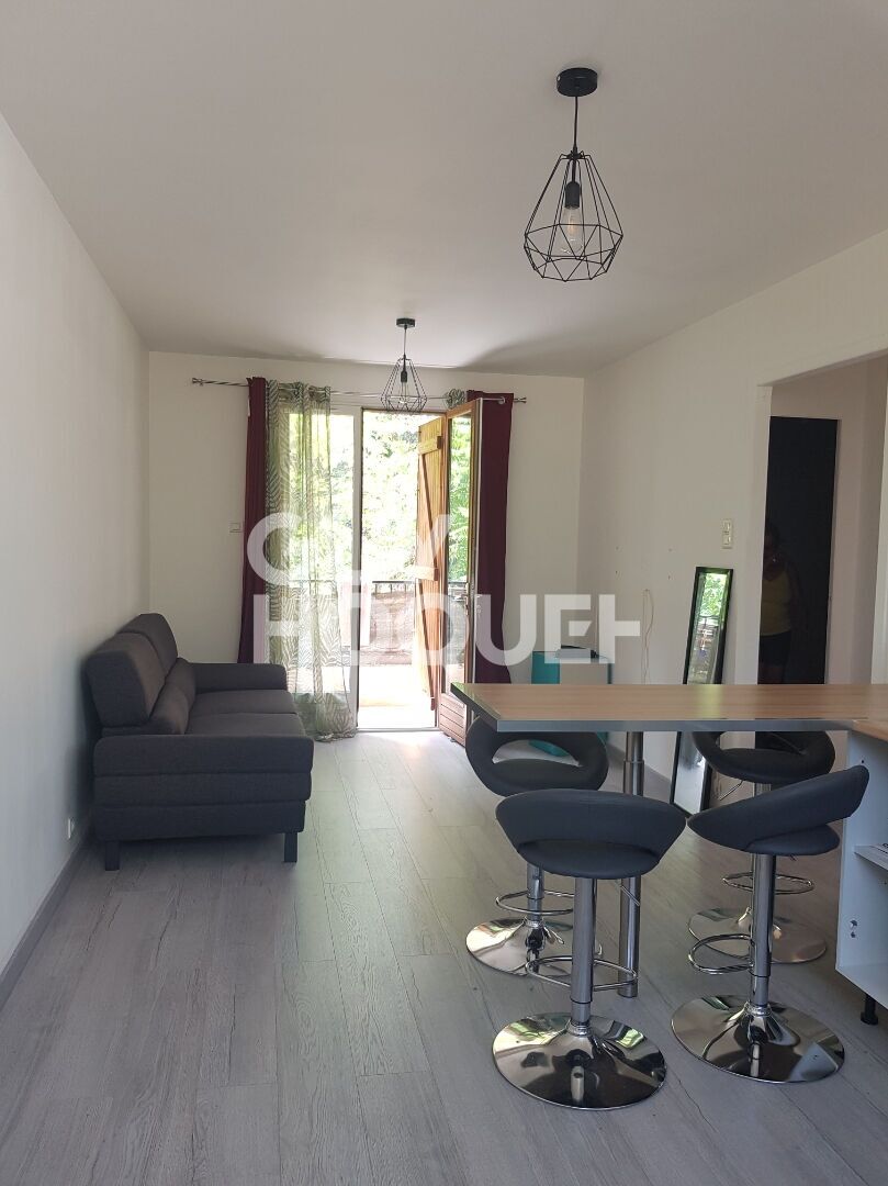 Appartement T3 (40 m²) à louer à SEPTEMES LES VALLONS