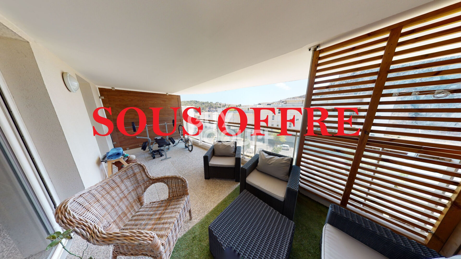 SEPTEMES LES VALLONS : appartement T3 + GARARGE ET PLACE DE PARKING à vendre Les 2 Moulins.