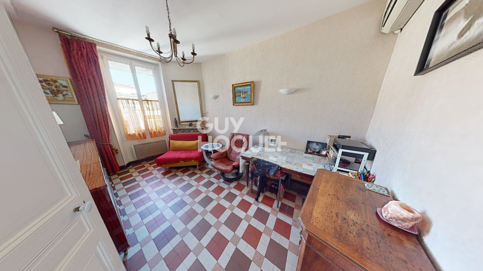 VENTE d'un appartement 2 pièces (52 m²) à SEPTEMES LES VALLONS