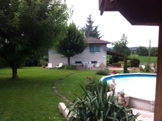 Maison individuelle avec 3 chambres et 1280 m² de terrain