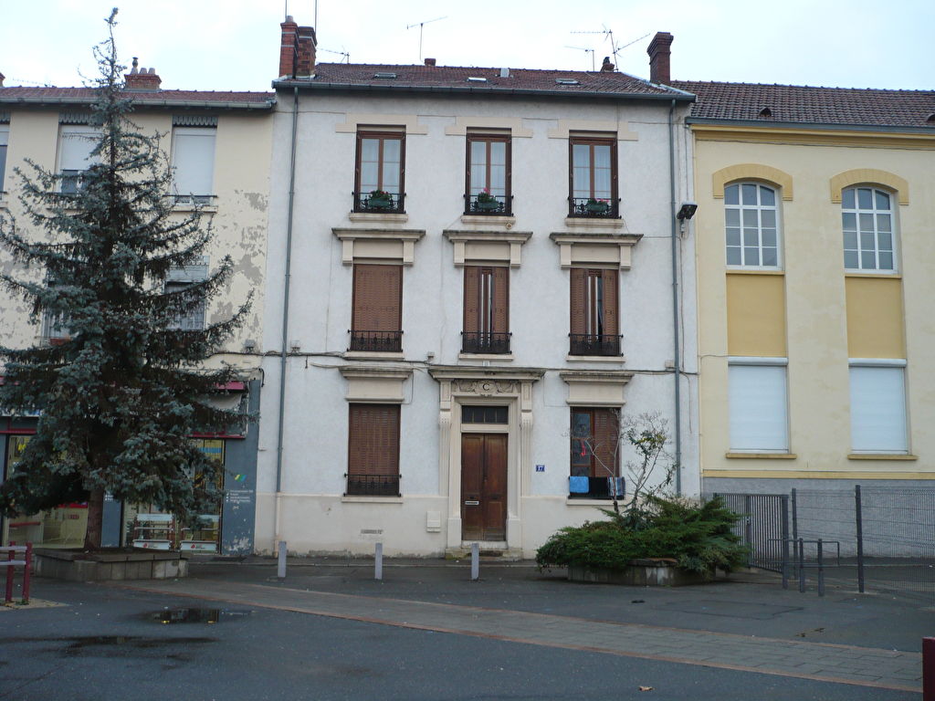 F1 plein centre de St Fons