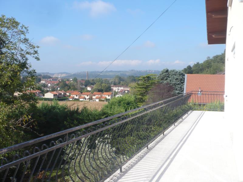 Appartement 5 pièces au calme refait à neuf à Solaize