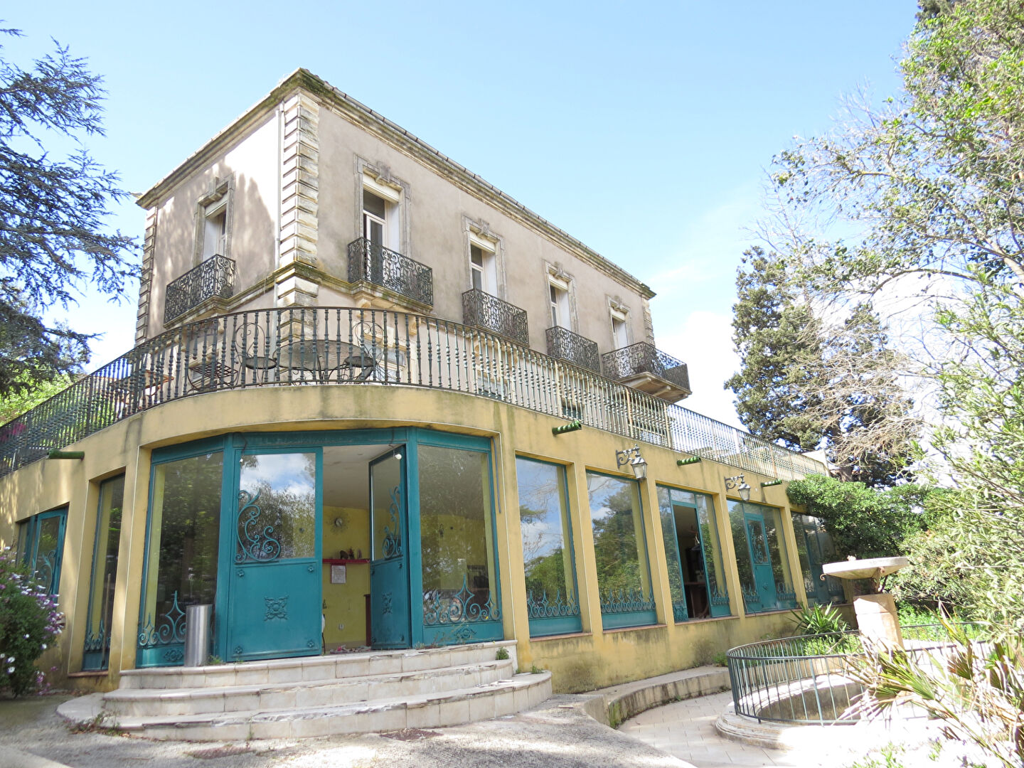 Demeure  du XIXème siècle a Sète 241 m2