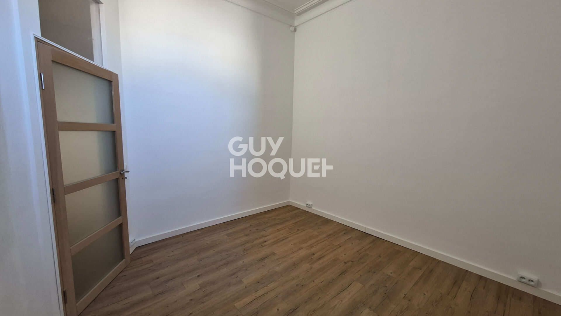 Superbe appartement haussmannien  Entièrement rénové  Centre-ville