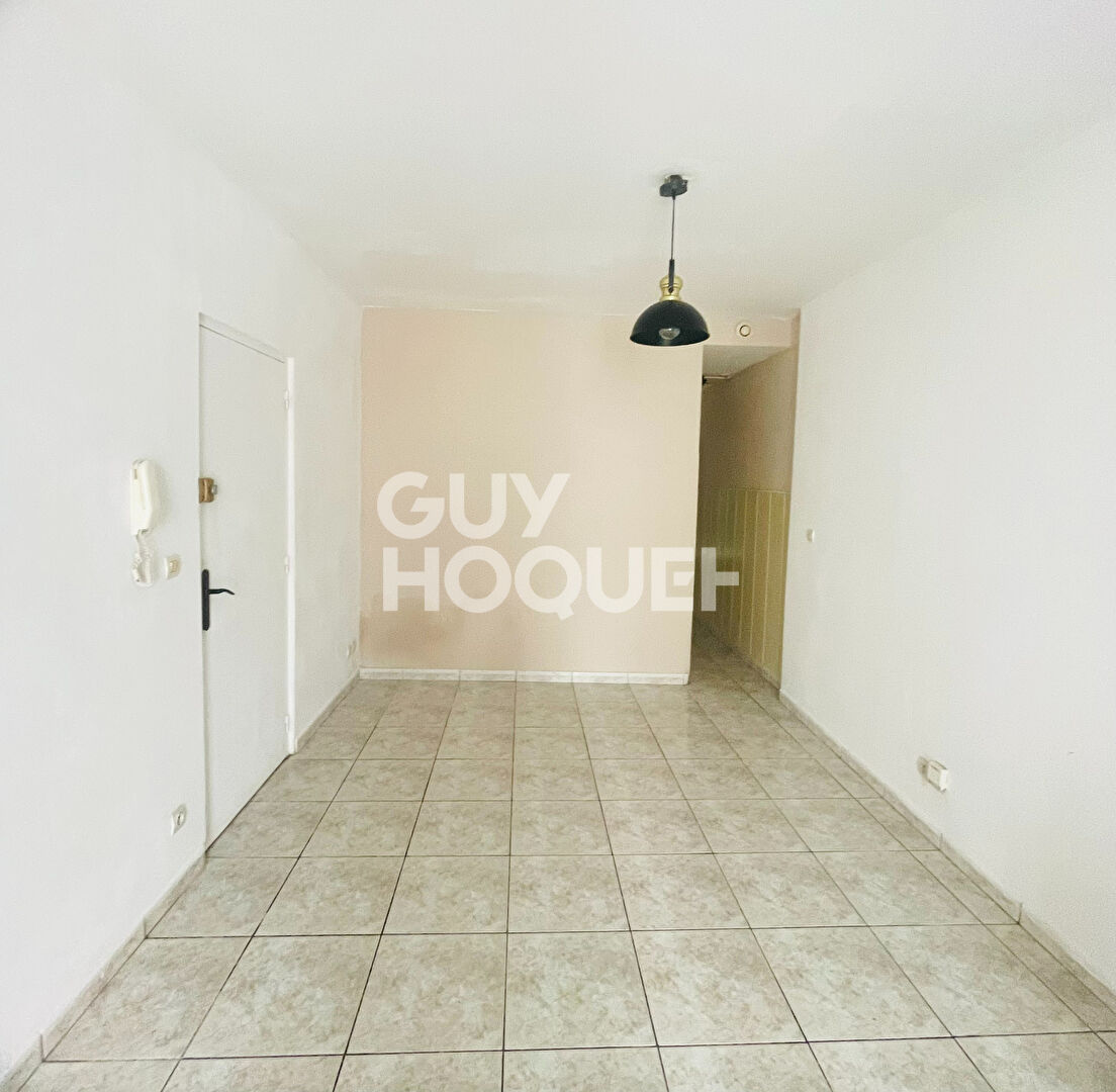À louer  Appartement T2 vide Centre-ville de Sète