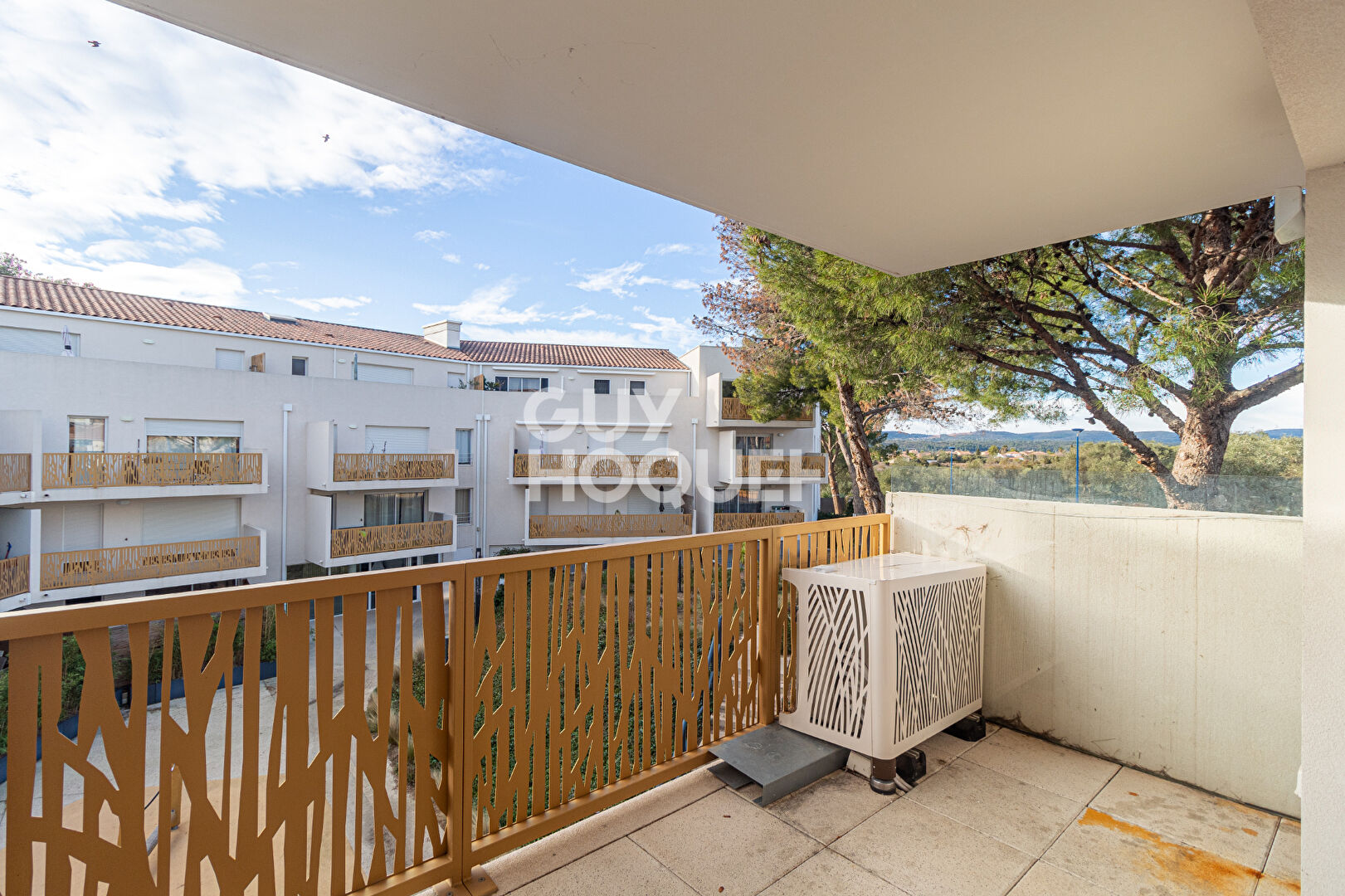 T3 récent avec terrasse et parking ? Balaruc-les-Bains