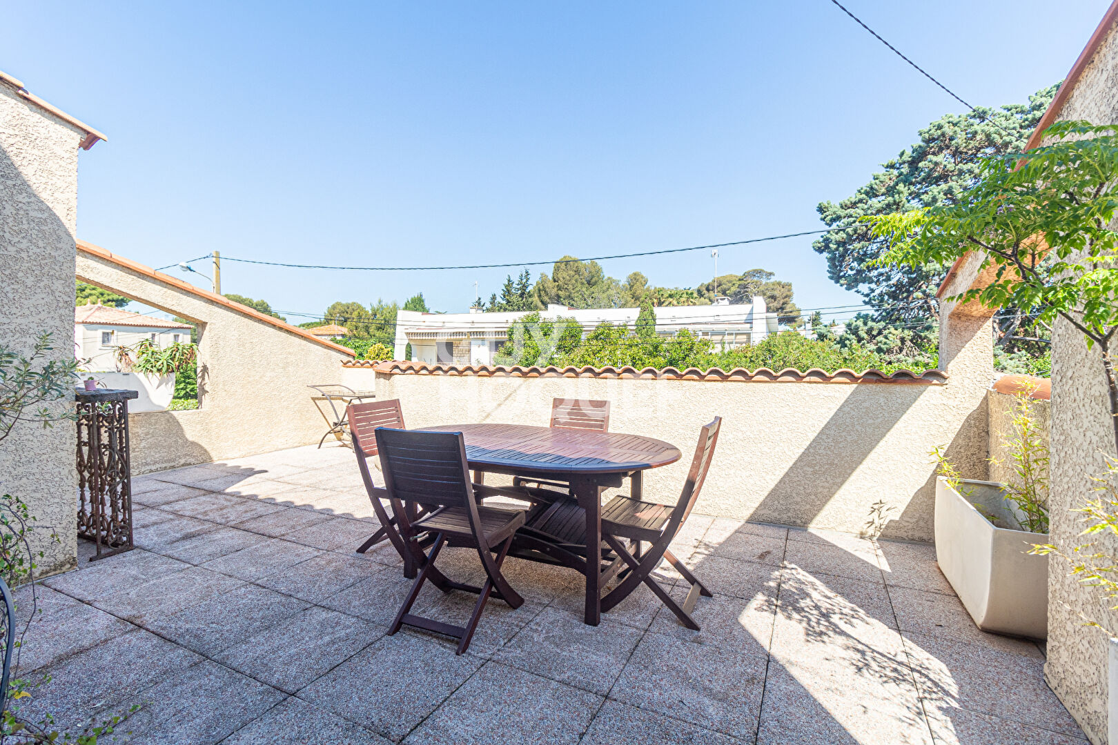 Maison de ville rénovée avec terrasses à Frontignan La Peyrade