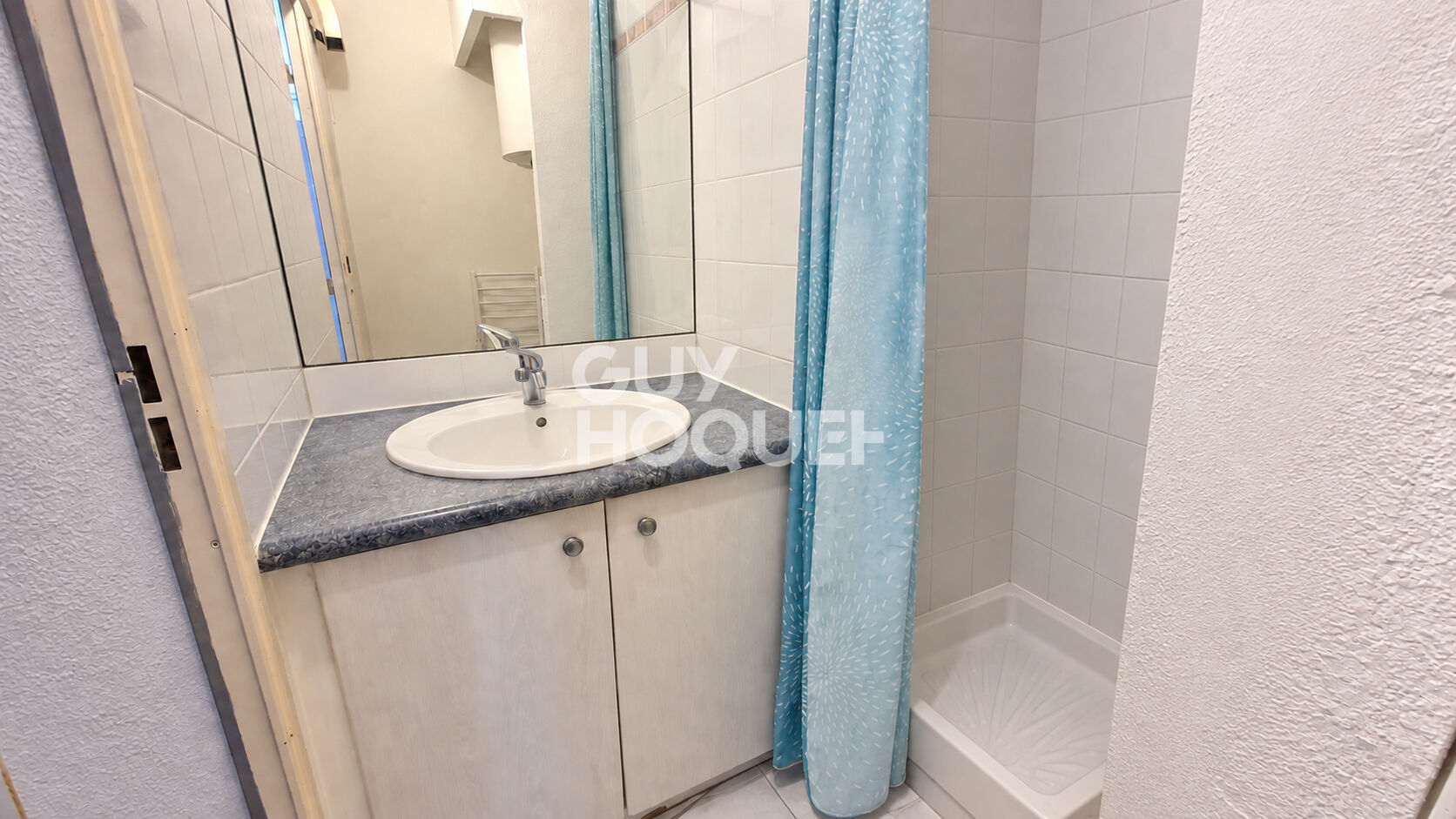 Studio de 32 m²  sur la place Victor-Hugo