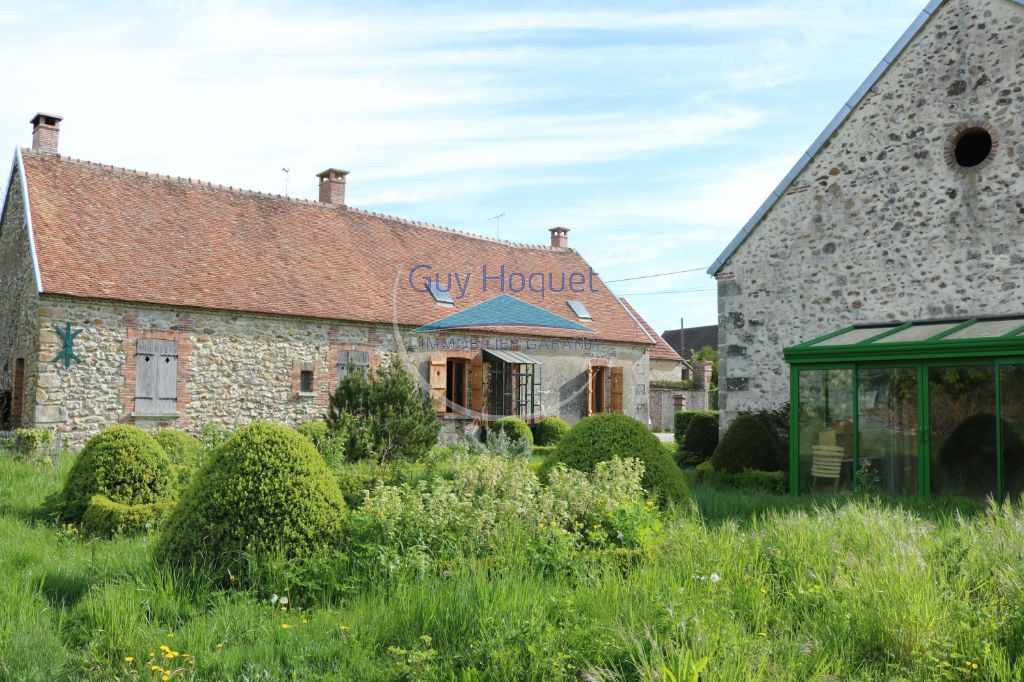 Maison 2 pièces de 114 m² à vendre à REUVES (51120).