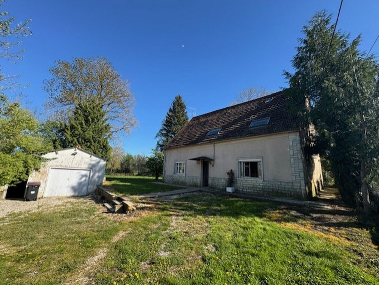 Maison 9 pièces à vendre à Chatillon sur Morin - Réf 4411