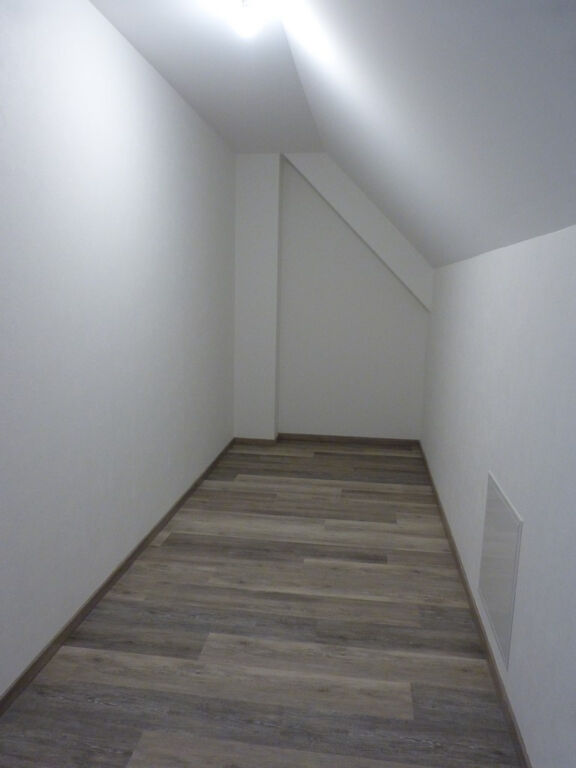 PROCHE SEZANNE - PAVILLON 4 CHAMBRES
