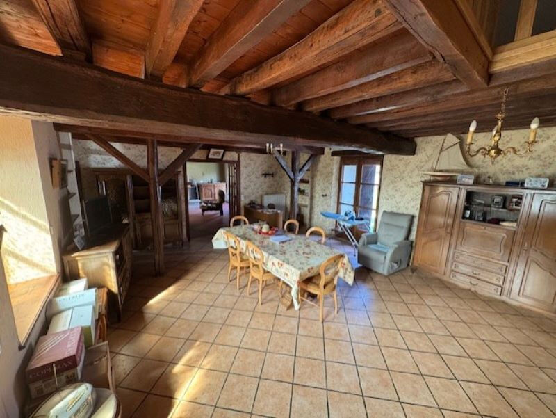 ** EXCLUSIVITE** CHARMANTE MAISON DE 7 PIECES