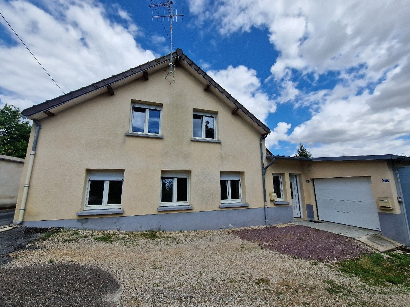 Appartement Fère Champenoise 2 Chambres  + Garage