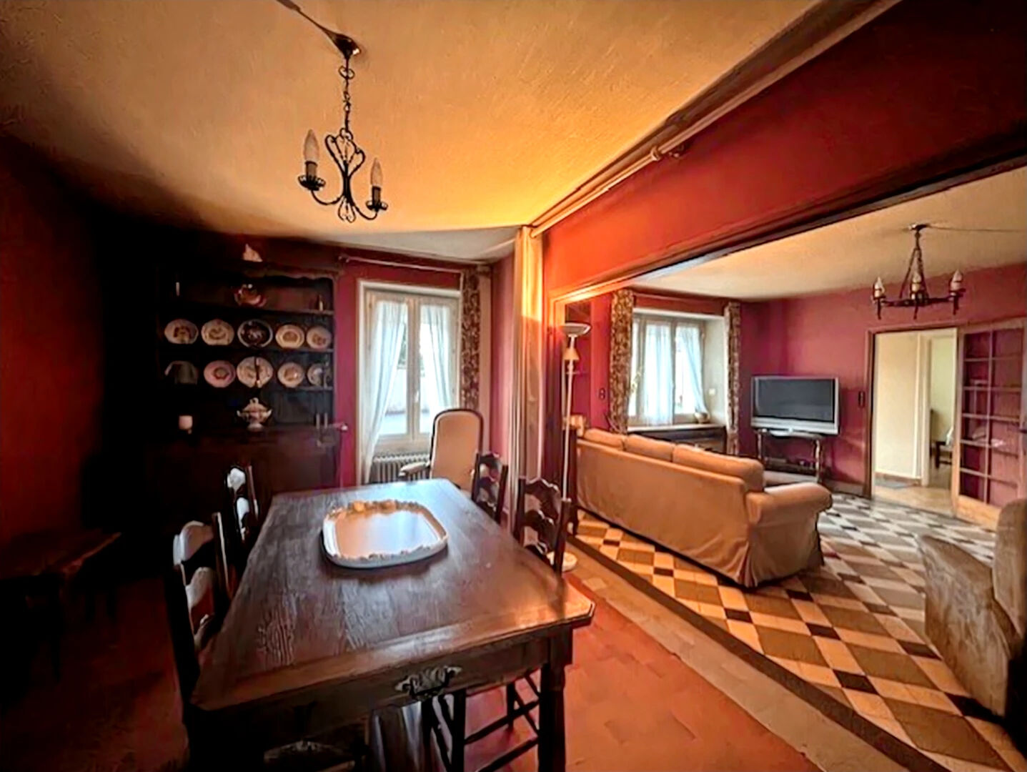 Ensemble immobilier à vendre à Connantre