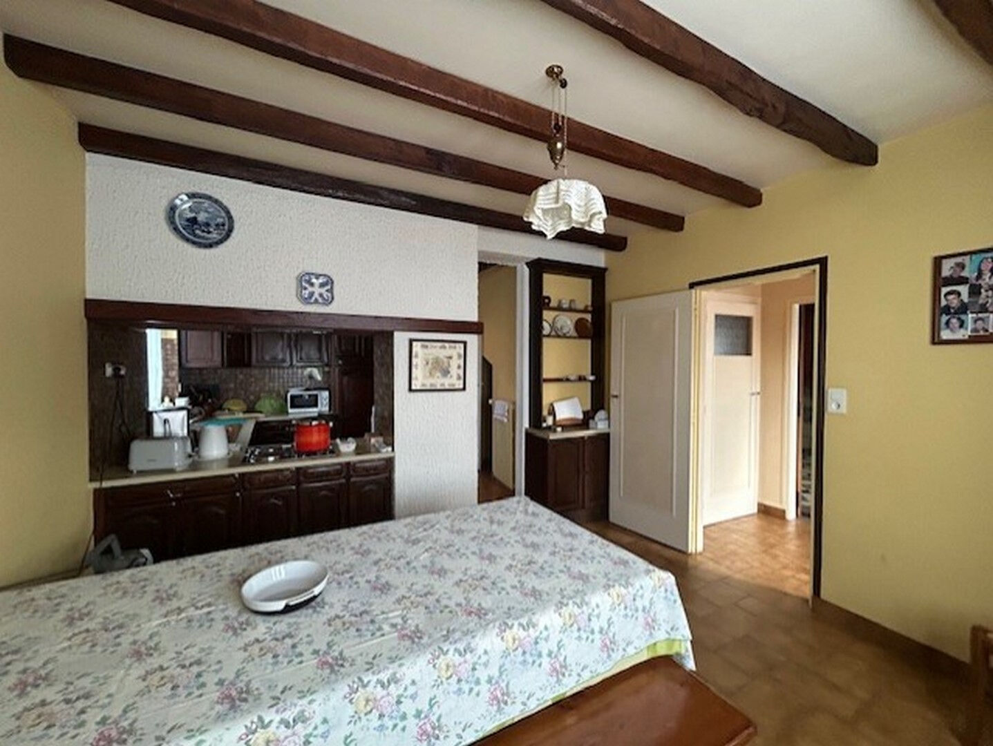 Ensemble immobilier à vendre à Connantre