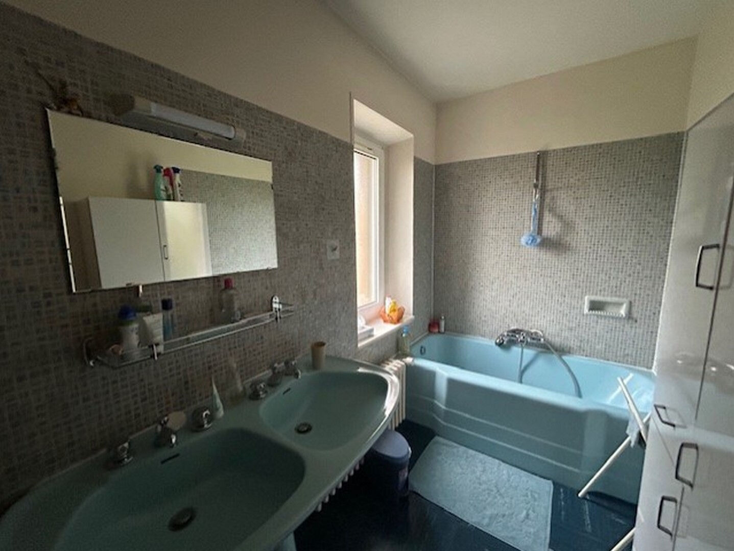 Ensemble immobilier à vendre à Connantre