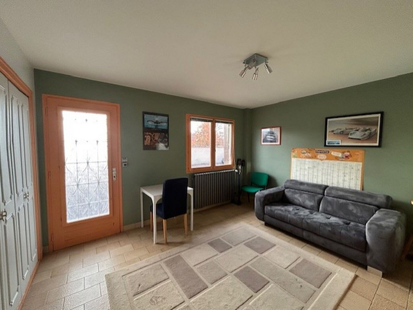 Ensemble immobilier à vendre à Connantre