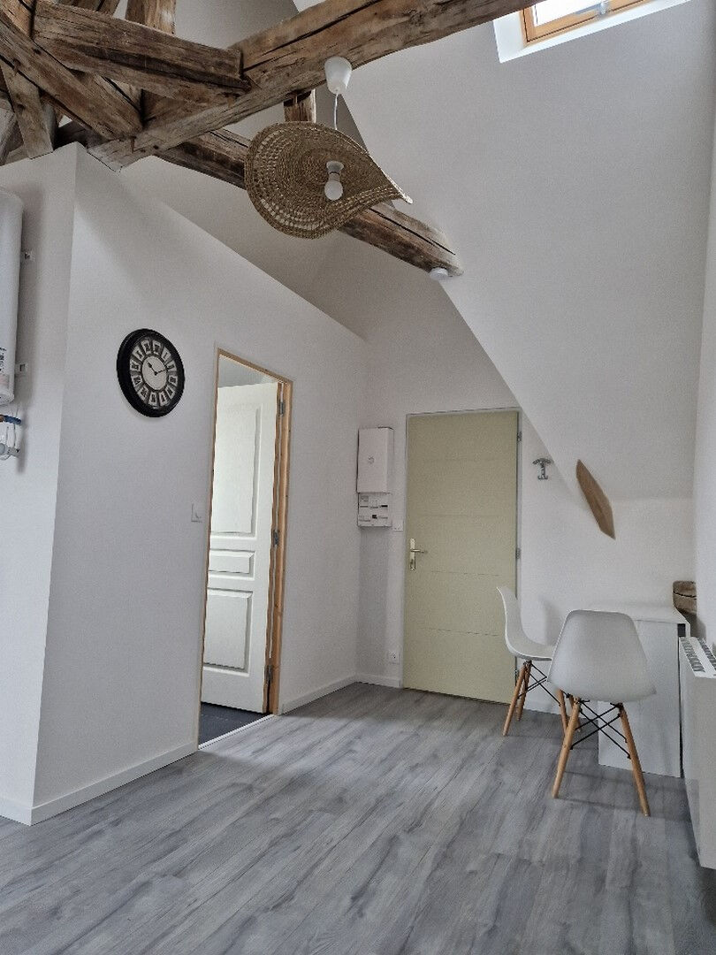 SEZANNE CENTRE VILLE - STUDIO MEUBLE