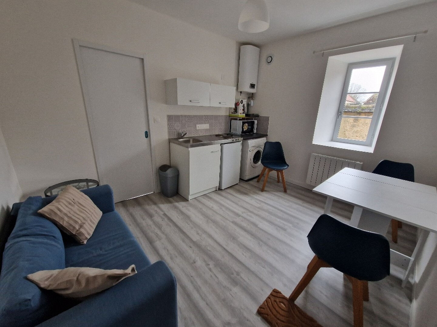 SEZANNE APPARTEMENT MEUBLE ET EQUIPE   - TYPE 2