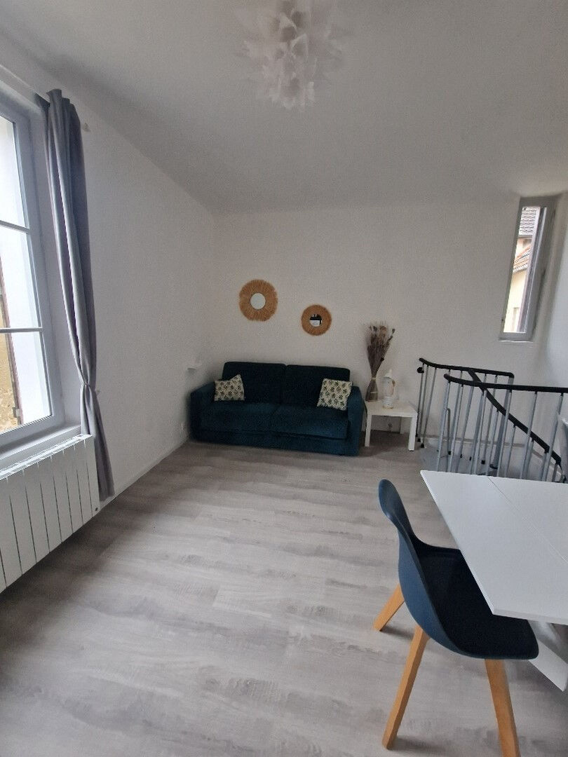 SEZANNE  - Appartement en Duplex Meublé