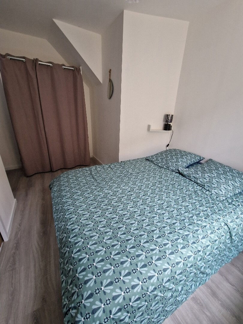 SEZANNE  - Appartement en Duplex Meublé