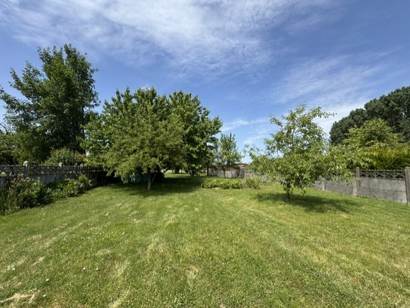 Maison Bannes 5 pièce(s) 110 m2