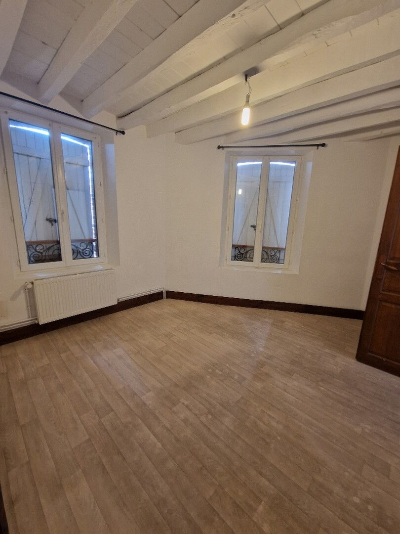 Maison Barbonne Fayel 4 pièce(s) 102.87 m2