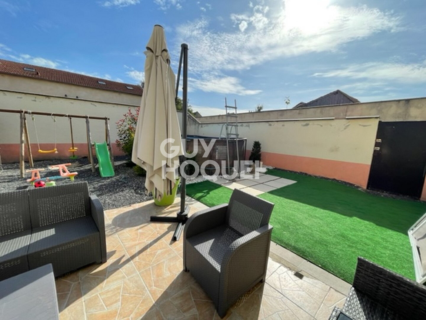 EXCLUSIVITE : MAISON 10 PIÈCES AVEC JARDIN - AU COEUR DE FERE CHAMPENOISE