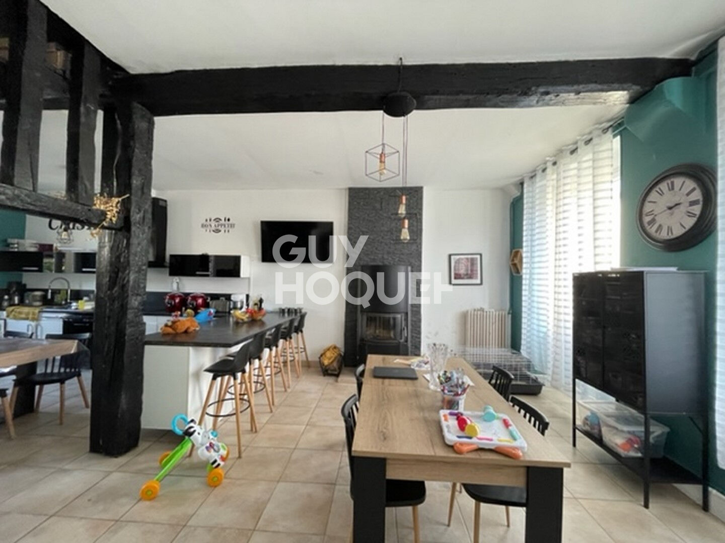 EXCLUSIVITE : MAISON 10 PIÈCES AVEC JARDIN - AU COEUR DE FERE CHAMPENOISE