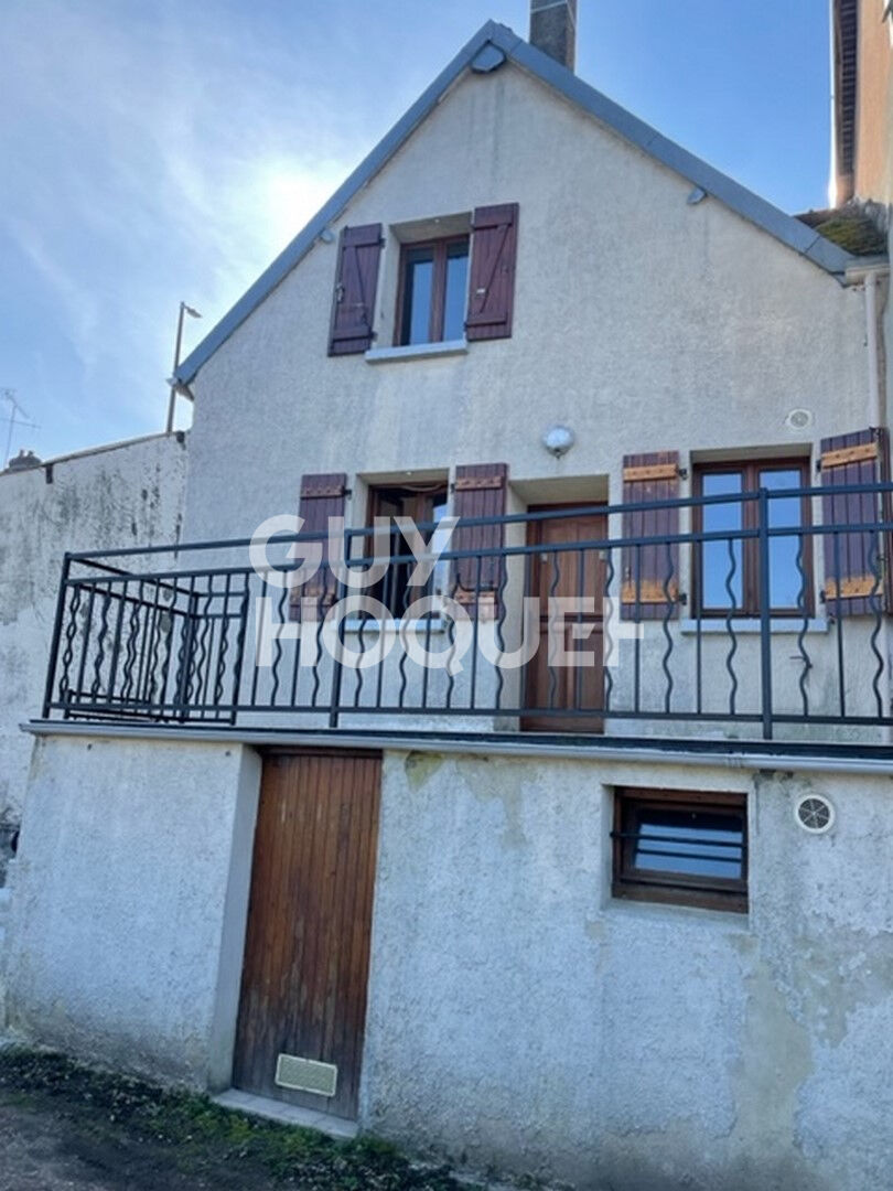 Maison à vendre à Sézanne - 2 pièces avec garage et terrasse