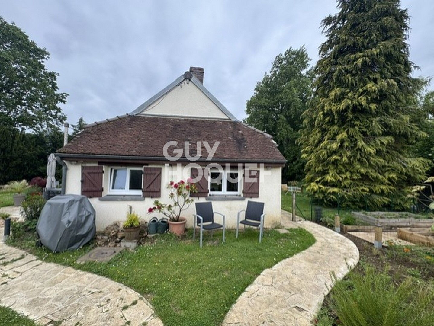 Maison charmante à vendre à Gault-Soigny, havre de paix et de lumière