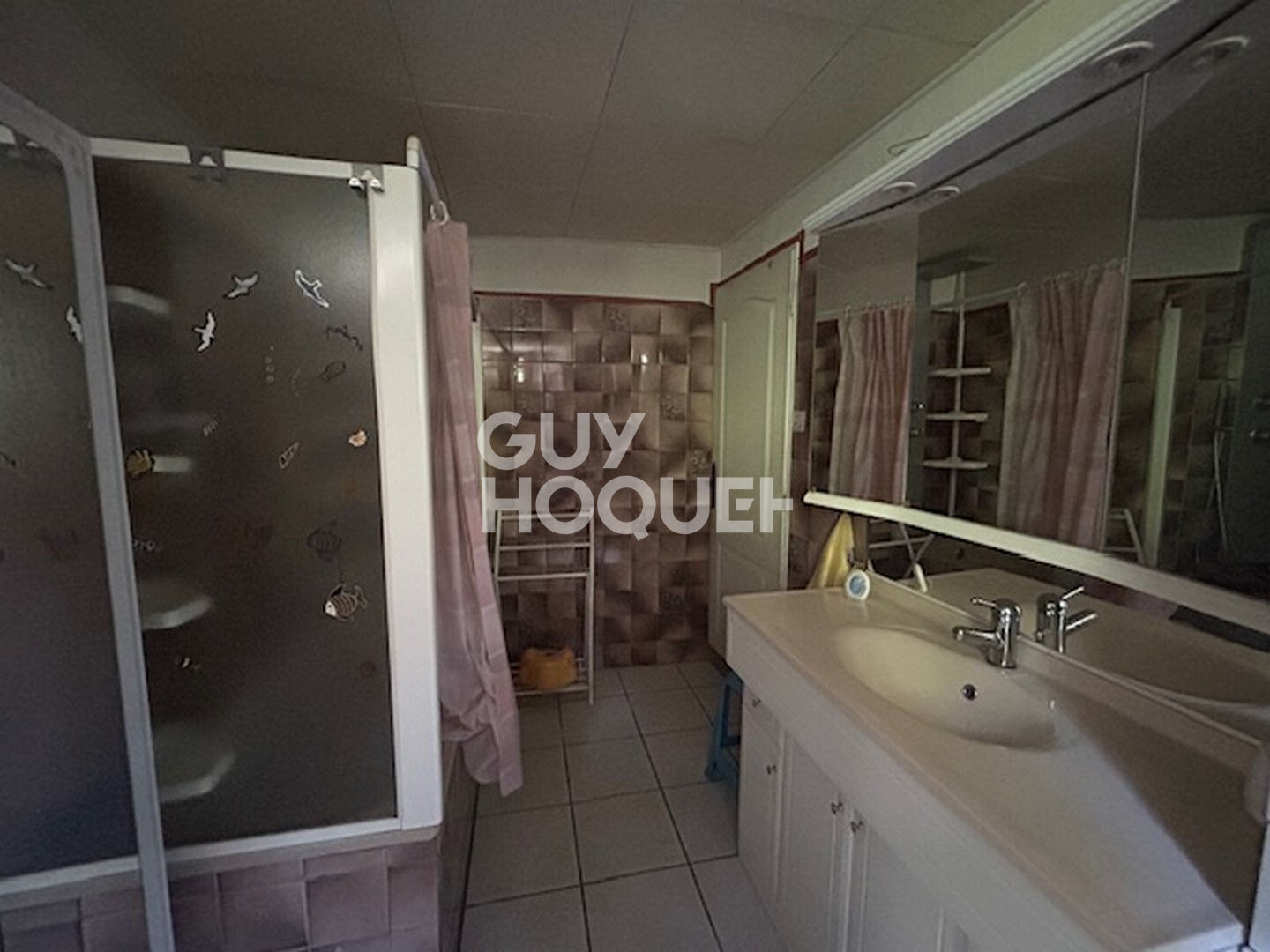 Ensemble de deux maisons d'habitation