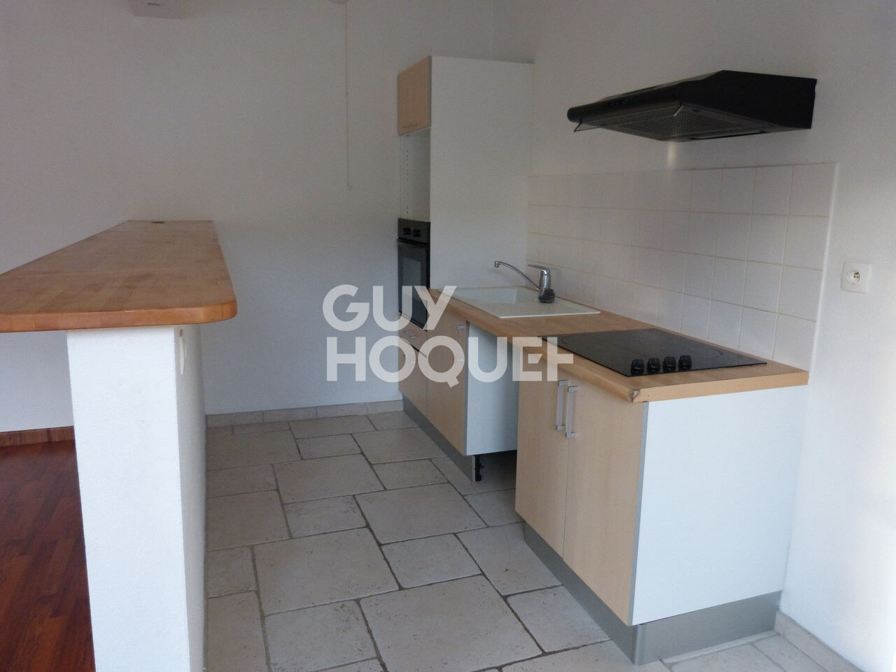 A LOUER ESTERNAY CENTRE VILLE - TYPE 2