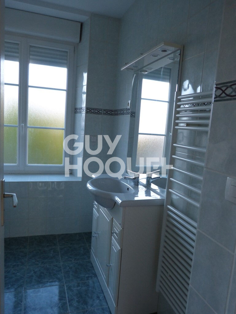 A LOUER ESTERNAY CENTRE VILLE - TYPE 2