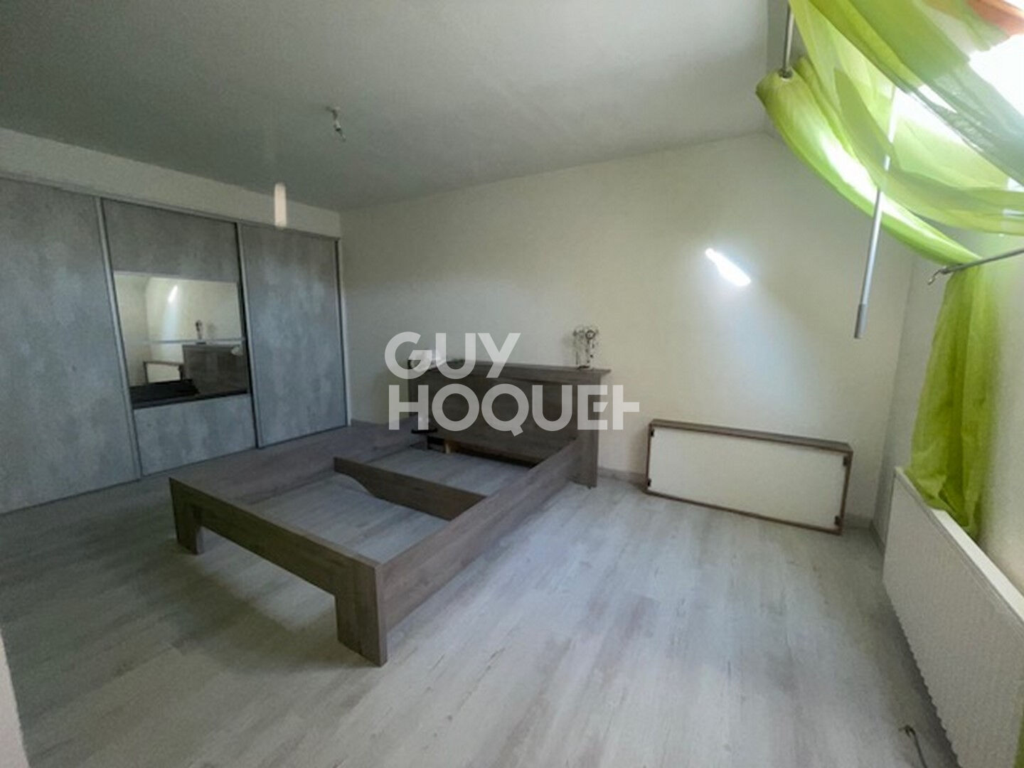 AXE SEZANNE / MONTMIRAIL : Maison de charme à vendre