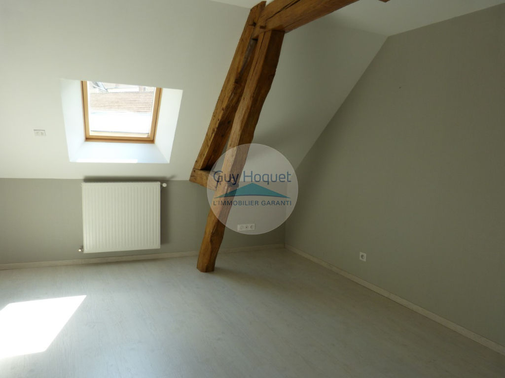 SEZANNE ** A LOUER DUPLEX **