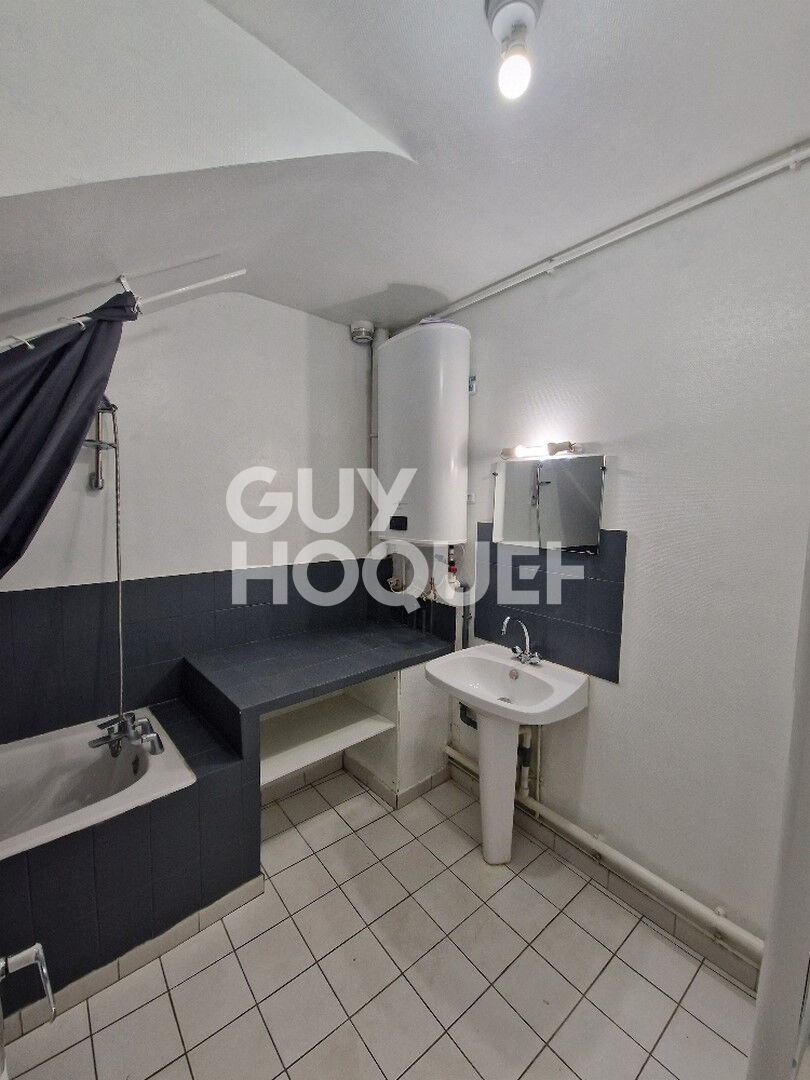 SEZANNE CENTRE VILLE - A LOUER TYPE 3