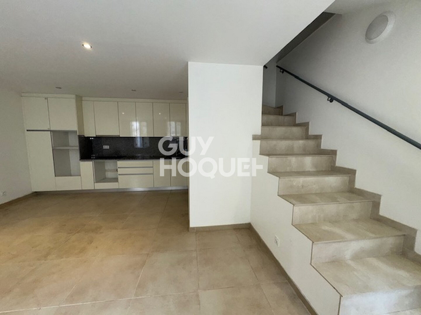 * EXCLUSIVITE * Maison de ville à vendre à Sézanne - Référence 4258