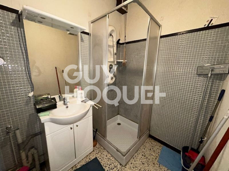 Maison à vendre à BROYES - 4 pièces avec jardin