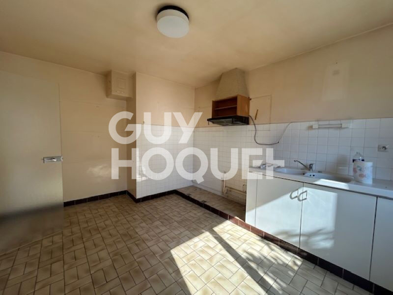 Maison à vendre à Sézanne - 6 pièces, 4 chambres, à rafraîchir