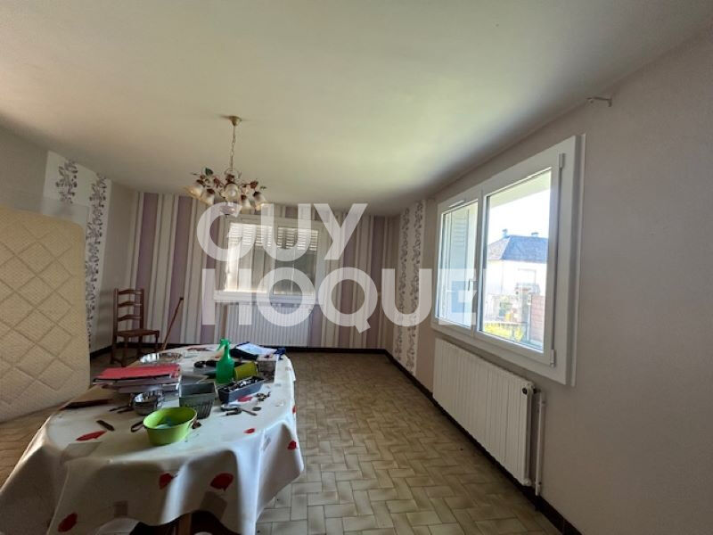 Maison à vendre à Sézanne - 6 pièces, 4 chambres, à rafraîchir