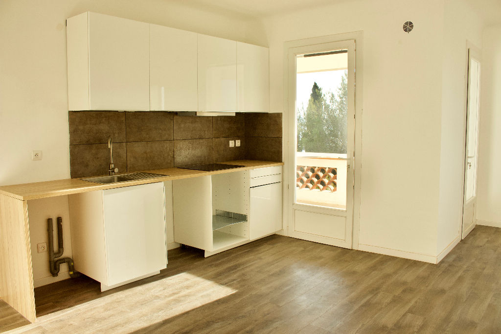A louer ! Appartement vue mer 3 pièces Sanary sur mer 71m2