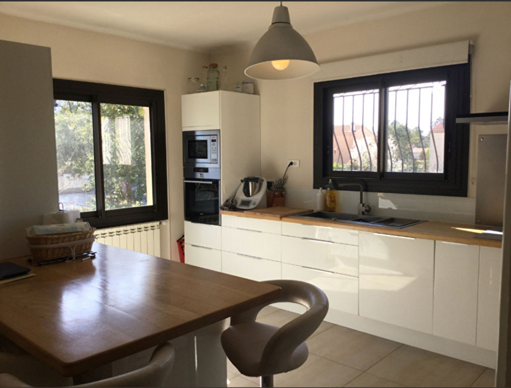A vendre appartement Haut de villa en duplex T5 de 136 m2