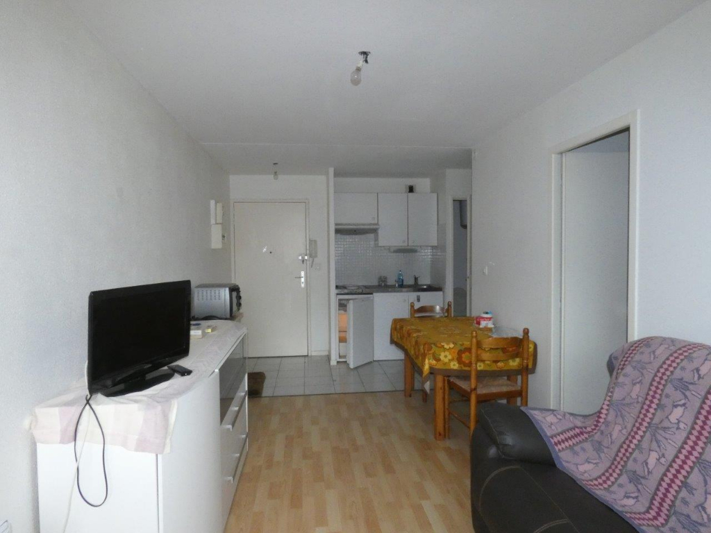 A vendre Appartement type 2 à Sète meublé à 300 m du quai du Bosc