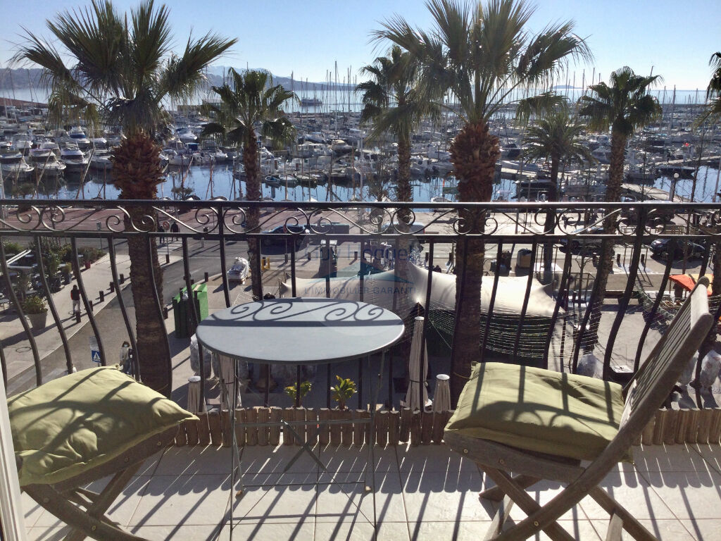 Appartement meublé à louer Bandol centre ville T2/3 meublé