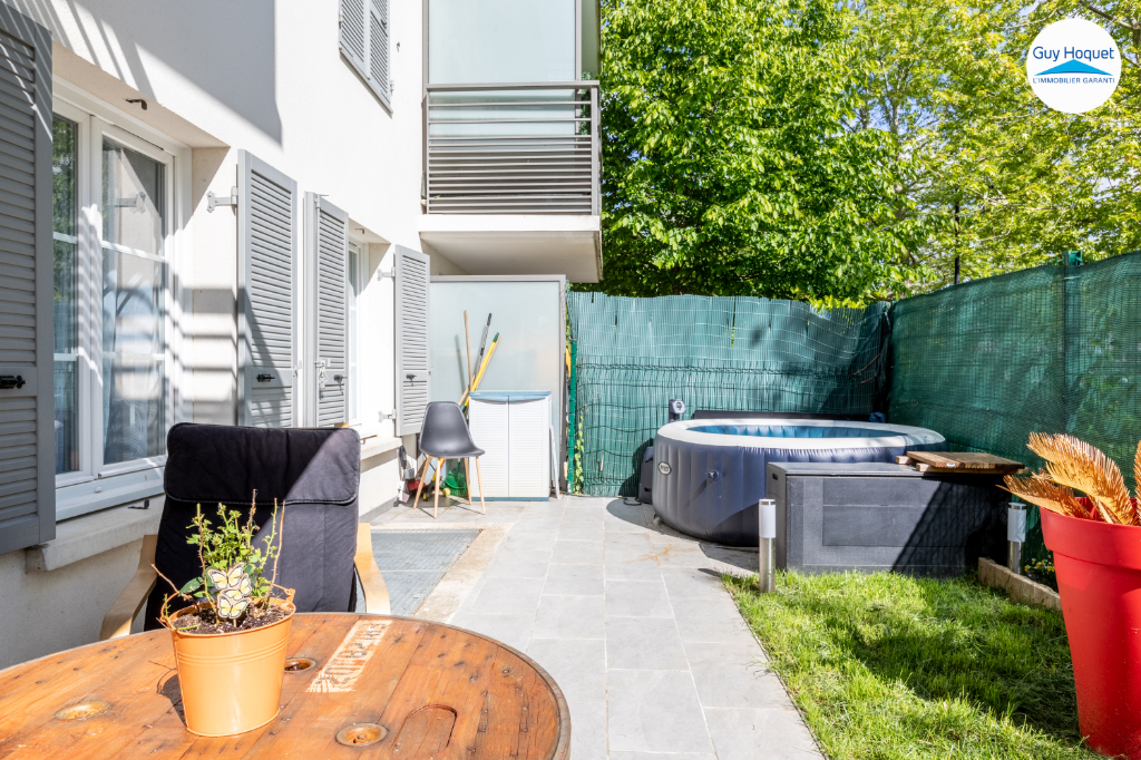 SAINT PIERRE DU PERRAY : appartement 3 pièces, 2 chambres en rez-de-jardin dans une résidence récente, calme et sécurisée (Kaufman & Broad)