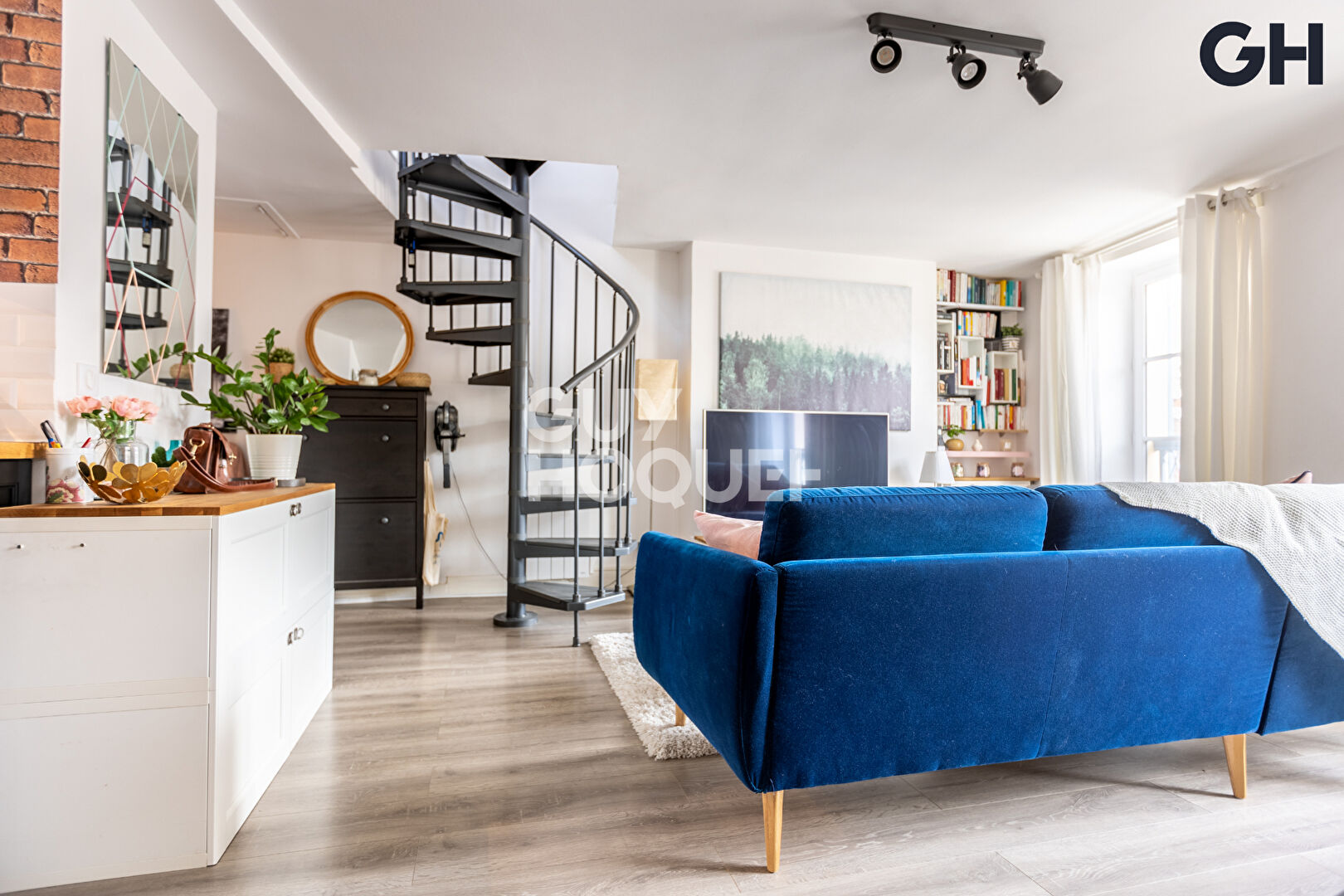 A vendre : beau duplex avec balcon clés en main à SOISY SUR SEINE