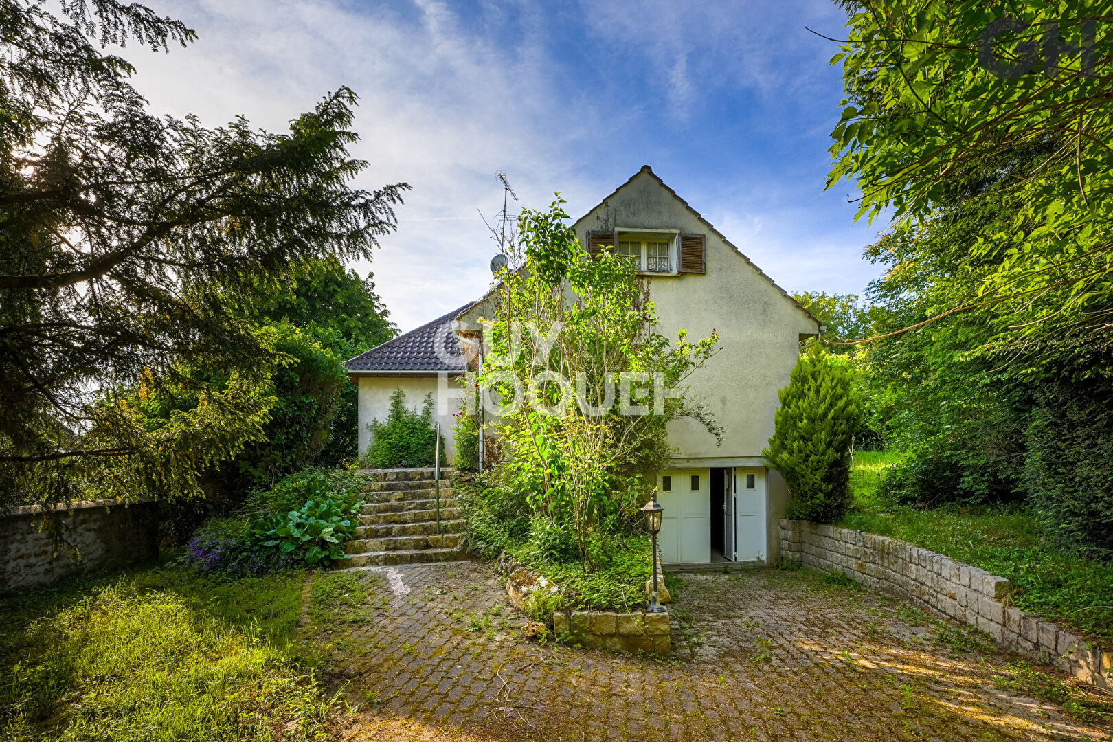 MAISON FAMILIALE SUR SOUS-SOL TOTAL DE 5 PIECES ( 82.85 m²) À SOISY-SUR-SEINE