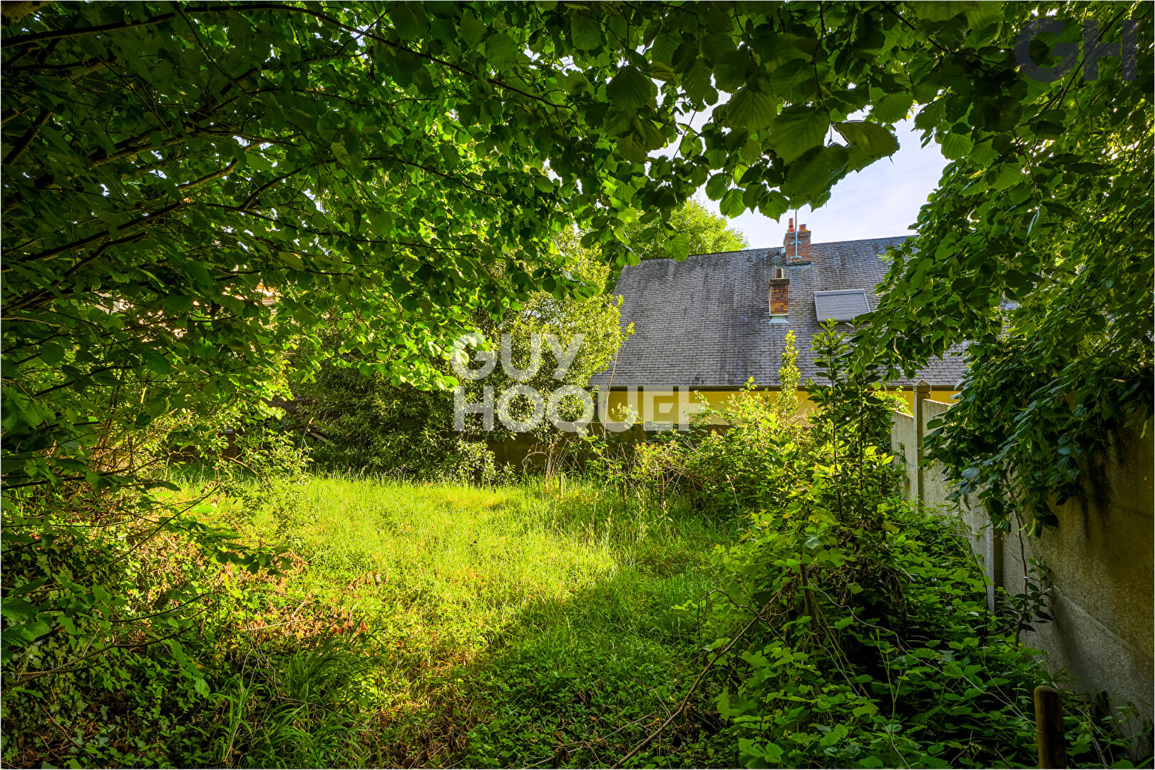 MAISON FAMILIALE SUR SOUS-SOL TOTAL DE 5 PIECES ( 82.85 m²) À SOISY-SUR-SEINE