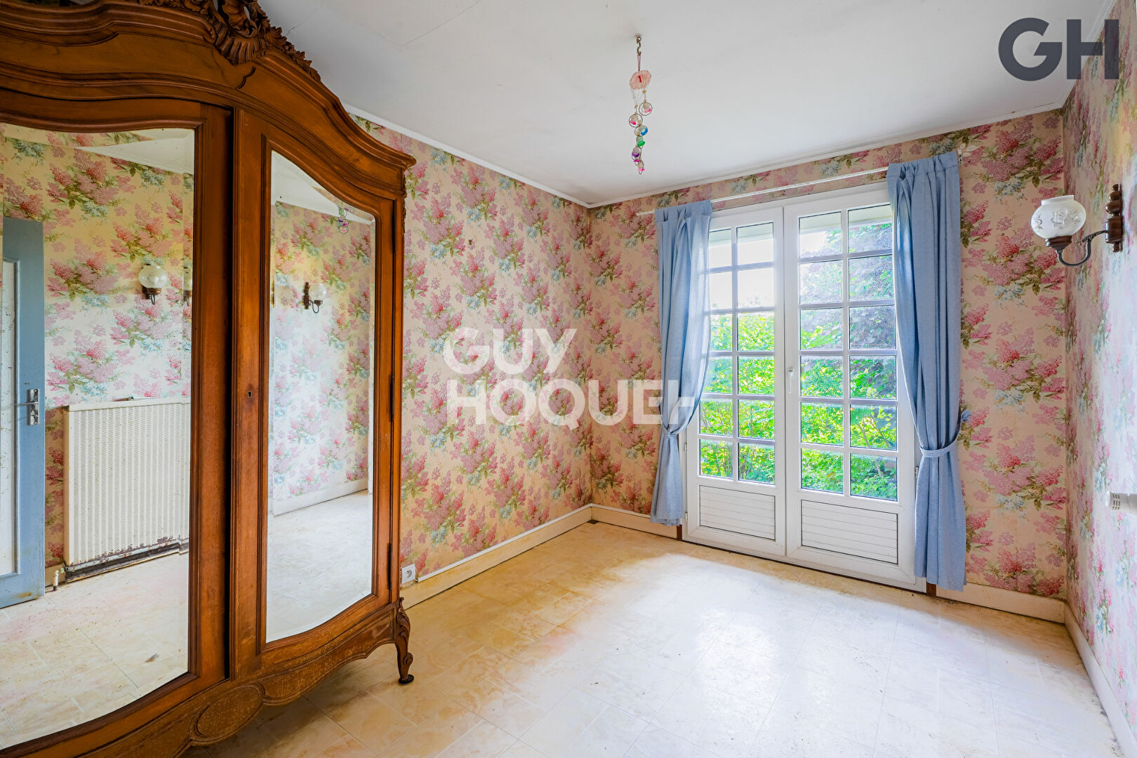 MAISON FAMILIALE SUR SOUS-SOL TOTAL DE 5 PIECES ( 82.85 m²) À SOISY-SUR-SEINE